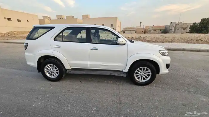 تويوتا فورتشنر 2015 2