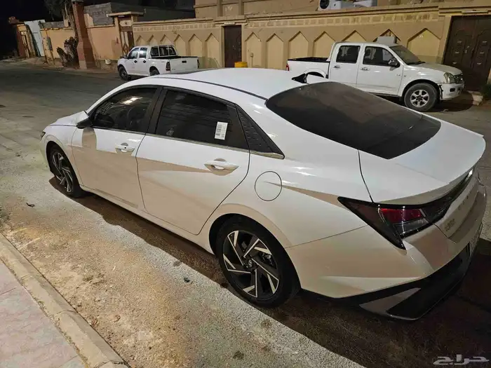 للبيع النترا 2025 كمفورت ماشيه 7500 كيلو فقط وكاله 2