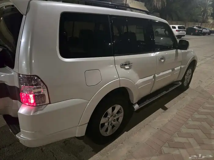 باجيرو فل كامل 3500 موديل 2016 ماشي 261 ألف 2