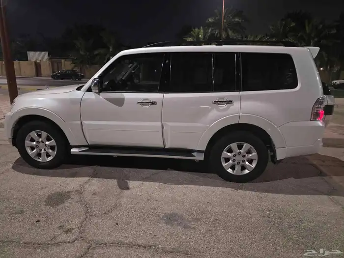 باجيرو فل كامل 3500 موديل 2016 ماشي 261 ألف 0