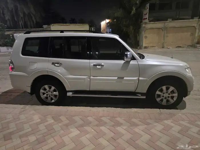 باجيرو فل كامل 3500 موديل 2016 ماشي 261 ألف 1