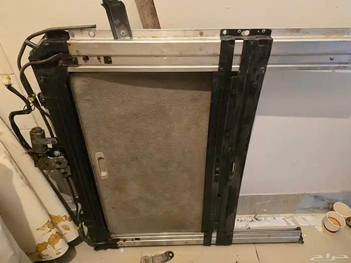 فتحة سقف كورلا من 2001 إلى 2007 0