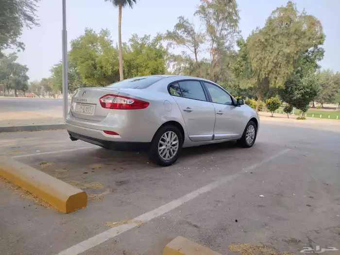 رينو فلونس 2014 نظافة فائقة وكالة شد بلد 3