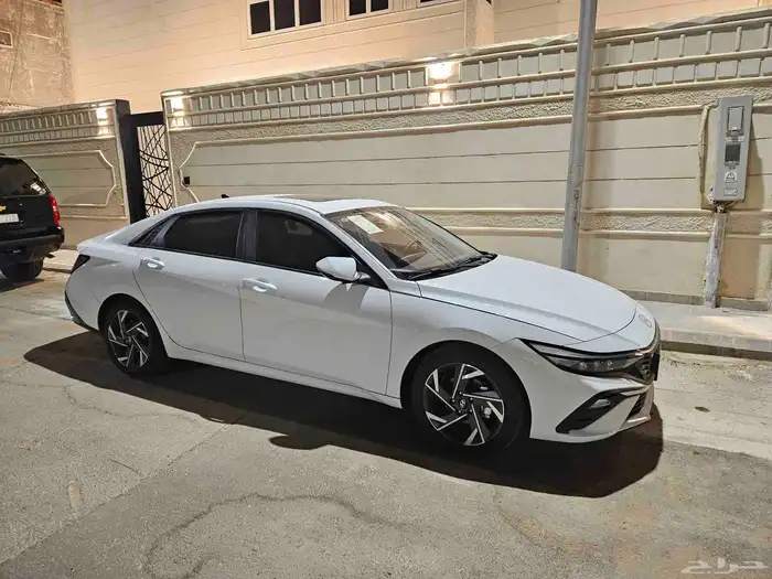 للبيع النترا 2025 كمفورت ماشيه 7500 كيلو فقط وكاله 0