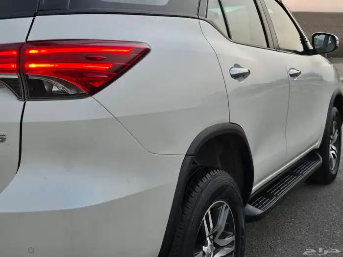 فورشنر 6 سلندر VX - بلد مشروط - مخزن 23