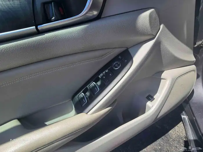 هوندا اكورد فئة EX 2022 18