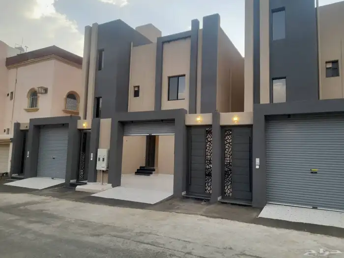 للبيع شقه دور ارضي بمدخل سيارة بسعر 550الف ف مخطط 6 0