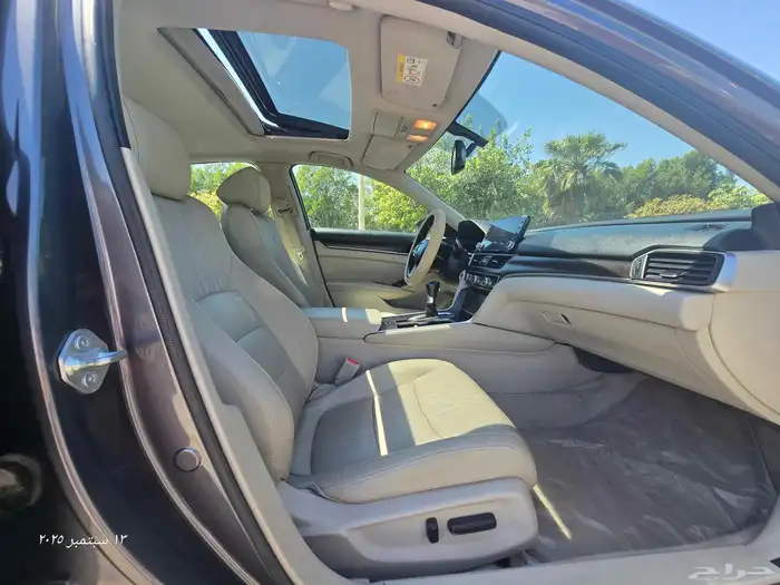 هوندا اكورد فئة EX 2022 16
