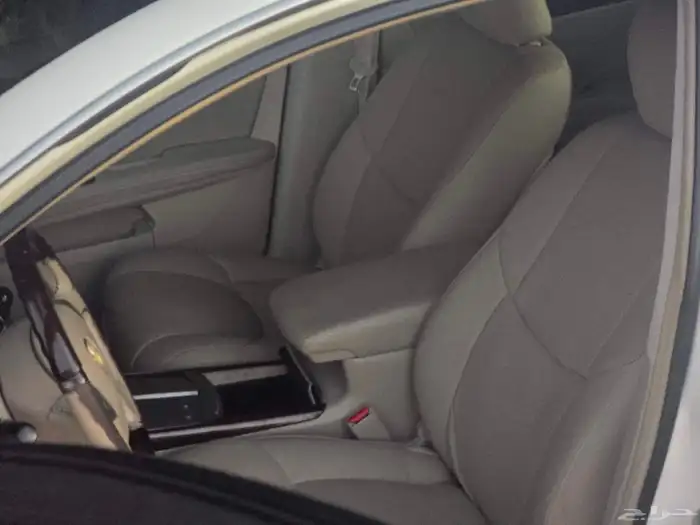 تويوتا افلون 2009 9