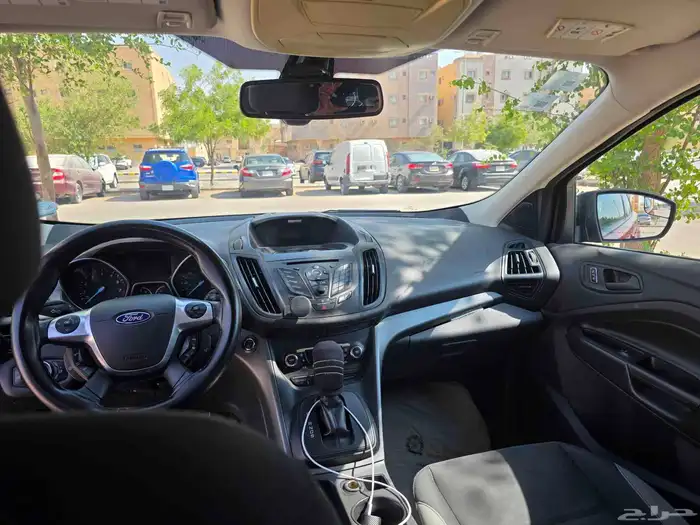 Ford Escape 2014   2.5L Engine   Excellent Condition 0