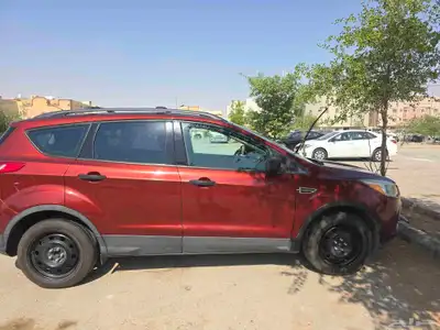 Ford Escape 2014   2.5L Engine   Excellent Condition index