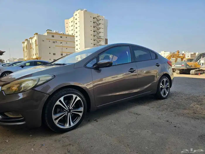 كيا سيراتو 2015 1