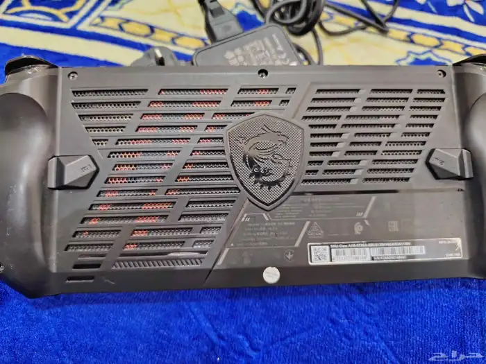 اخو الجديد msi claw a1m جهاز 1