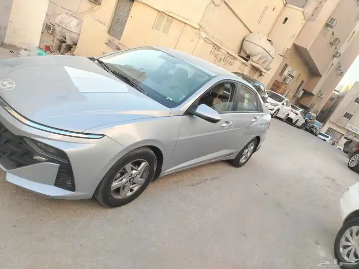 هونداي اكسنت 2024 ماشيه 100 الف السياره نضيفه عل الشرط السعر 3