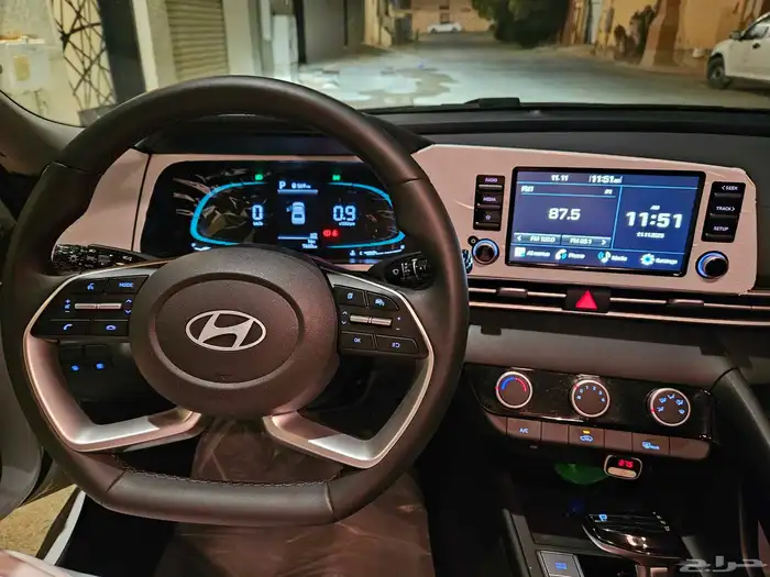 للبيع النترا 2025 كمفورت ماشيه 7500 كيلو فقط وكاله 4