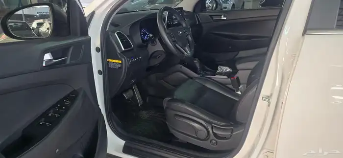 هونداي توسانا 2021بنزين فل كامل مكينه 1.6 6