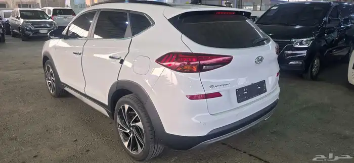 هونداي توسانا 2021بنزين فل كامل مكينه 1.6 8