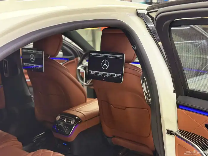 شاشات خليفة مرسيدس الجوهره 2