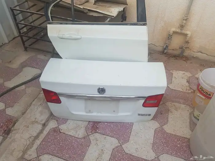 ابواب أمامي وخلفي يمين وغطاء شنطة MG 350 5