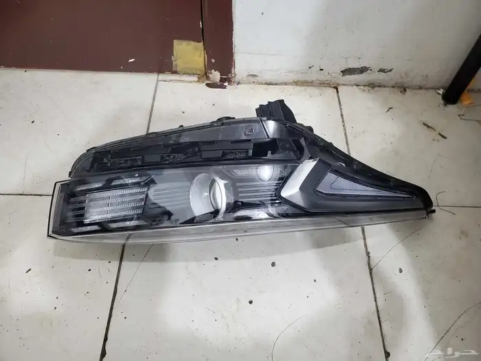 شمعه امامي كيا سيراتو 2022 الاصلي وكاله يمين جهة الراكب 0