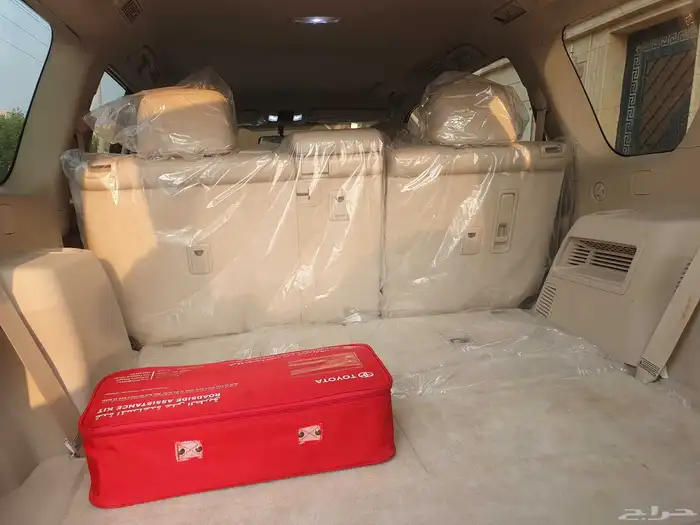 تويوتا برادو 2023 ماشي 33 الف فقط وارد الساير فتحة جلد بنزين 38