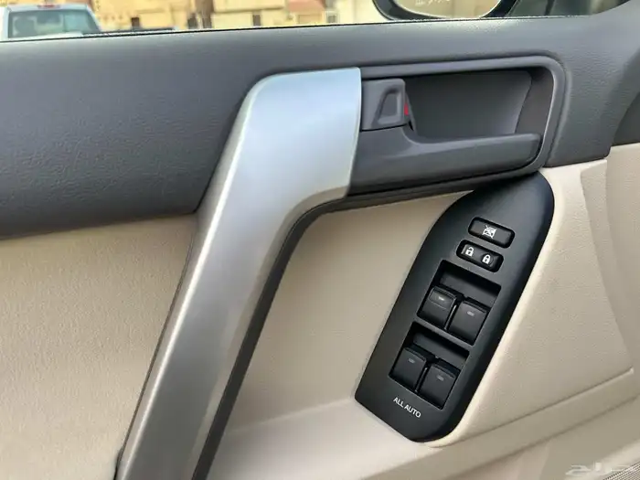 للبيع برادو وكاله V6 14