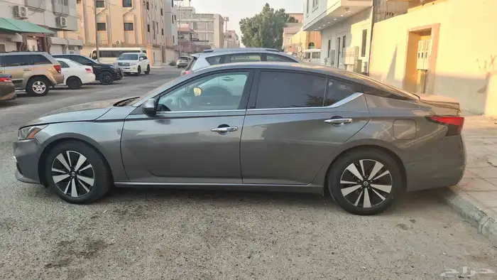 نيسان التيما 2022 للبيع او البدل 1