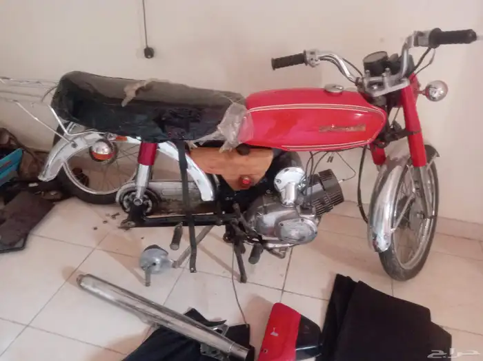 دباب صاروخ 79 قطع غيار او كامل للبيع 0