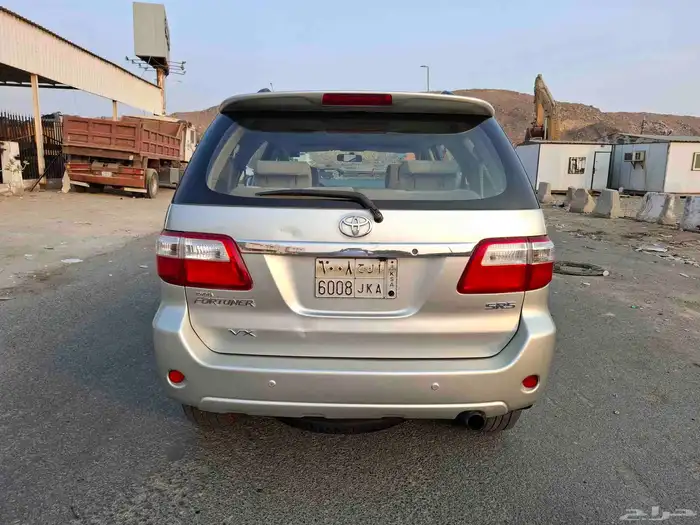 فورتشنر 2009 قمة في النظافة 10