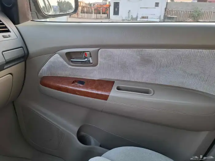 فورتشنر 2009 قمة في النظافة 34