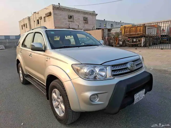 فورتشنر 2009 قمة في النظافة 5