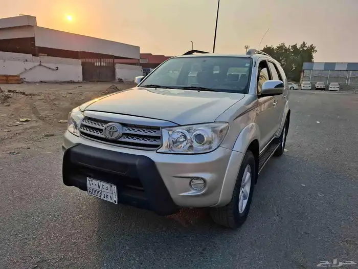 فورتشنر 2009 قمة في النظافة 1