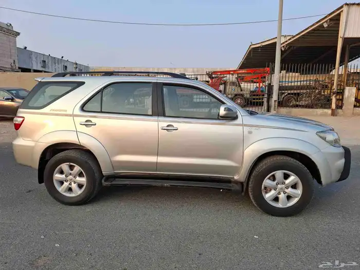 فورتشنر 2009 قمة في النظافة 6