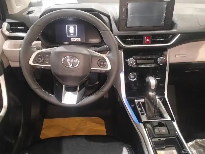 تويوتا فيلوز 2025 سعودي 8