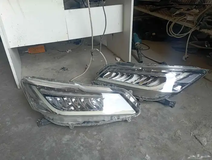 سلام عليكم لوفر لكم طقم هوندا اكرد موديل 2013ايلا 2017اصلي 1