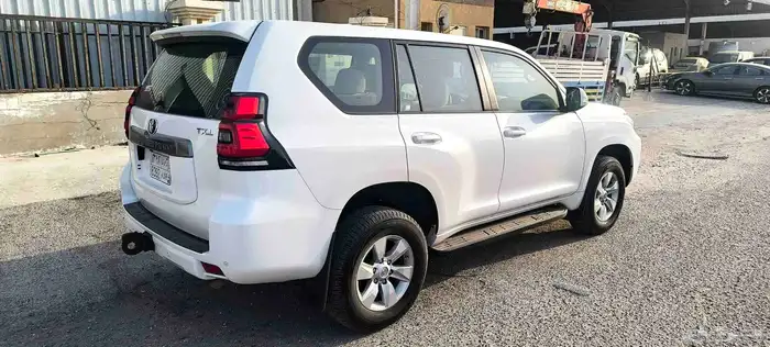 Toyota Prado V6 TXL standard 2023 3