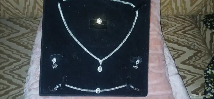 طقم مجوهرات مرصع ب الزريكون 9