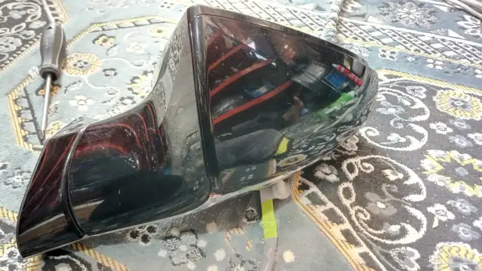 مرايه لكزز  يسار es 1