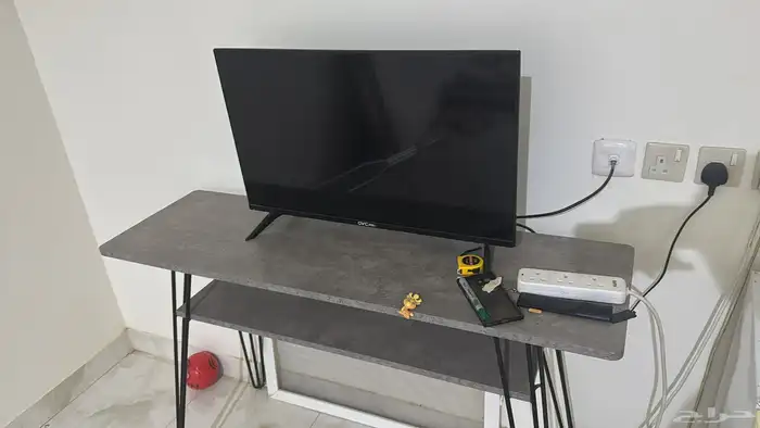 غرفه نوم كامله بالمرتبه ودفايه زيت ودولاب وطاوله تليفزيون 5