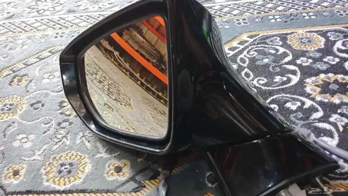 مرايه لكزز  يسار es 0