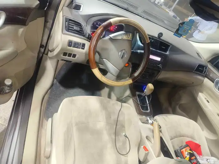 Nissan Sentra 2014 6