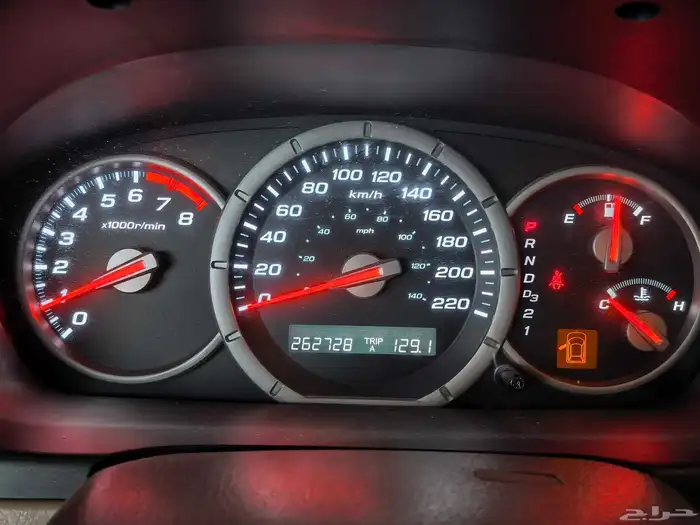 هوندا ام ار في 8