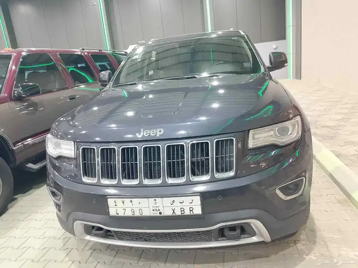 جيب شروكي لمتيد موديل 2014 0