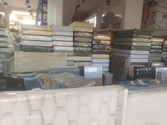 سرير دورين ومفراد ومراتب وبطانيات دولايب خشب و حديد 22