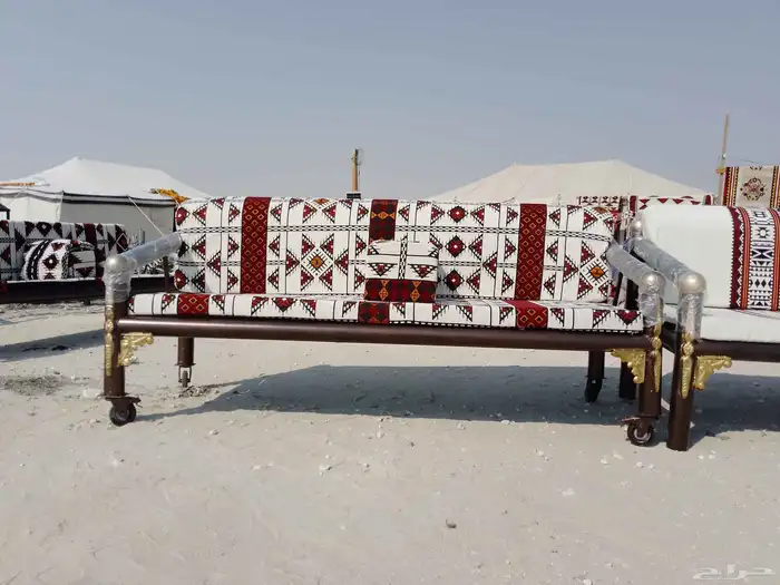 كراسي خارجيه وطاولات 8