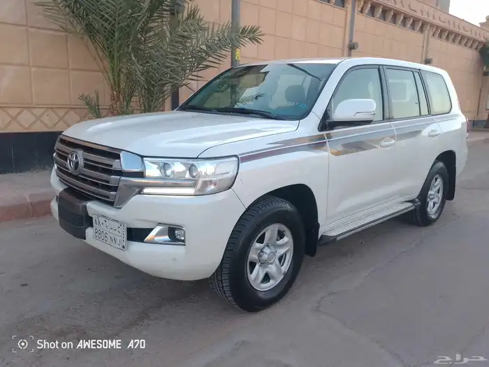 تويوتا لاندكروزر 2016 GXR فل كامل هدد للبيع 0