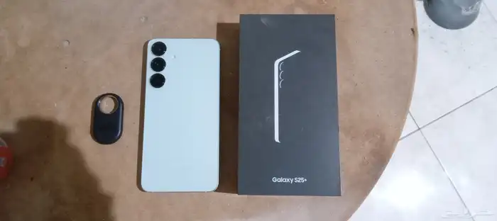 Samsung Galaxy s25 plus 0