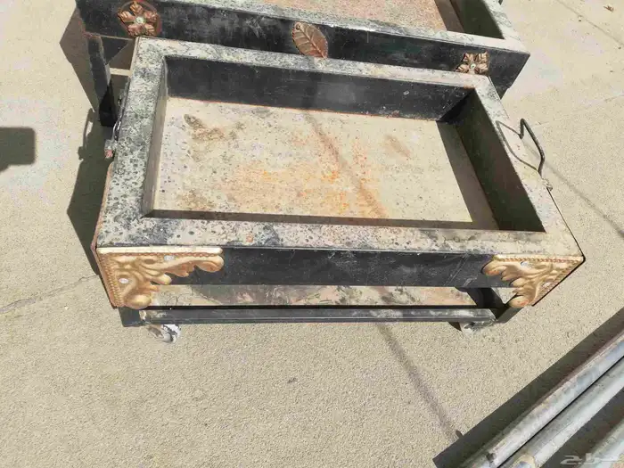 منقل او مناقل متحركة وثابته و2 منها سحاب للي عنده مشب 3