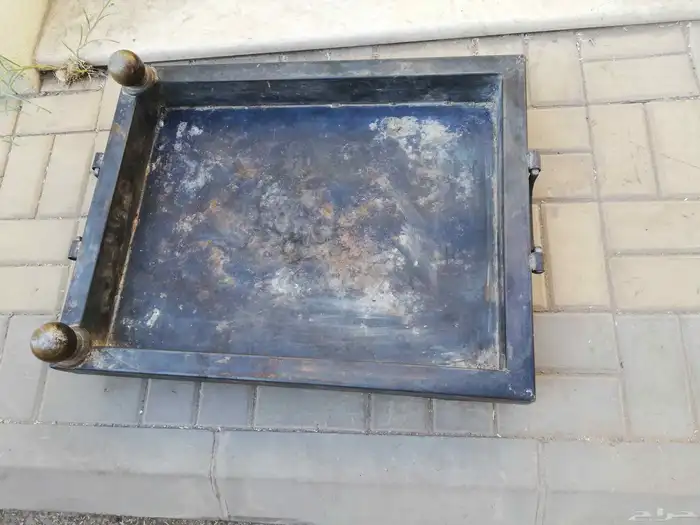 منقل او مناقل متحركة وثابته و2 منها سحاب للي عنده مشب 2