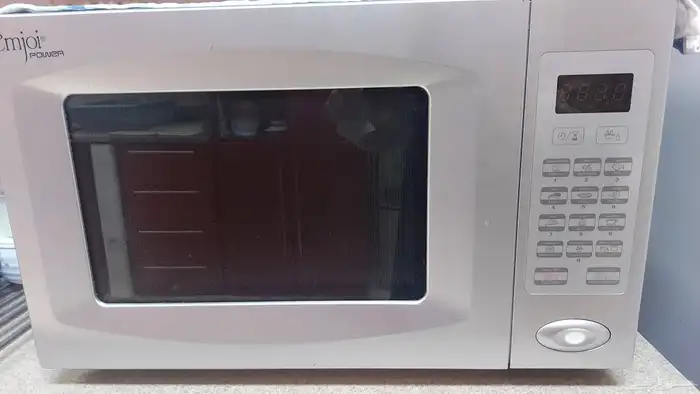 اجهزة كهربائية بحالة ممتازة للبيع 3